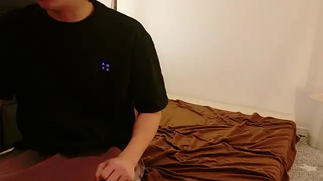 C-4bomb online show from February 2026 12:53:02 PM