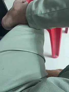 Snapshot of hackyourpussy@xh chatting on October 2025 02:24:02 PM hackyourpussyxh online show from October 2025 02:24:02 PM