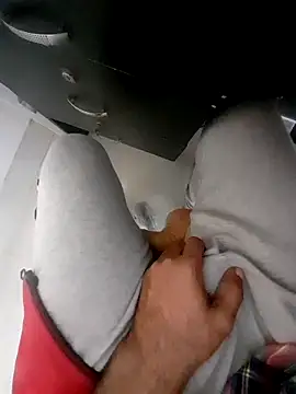 hackyourpussyxh online show from November 2025 02:14:01 AM