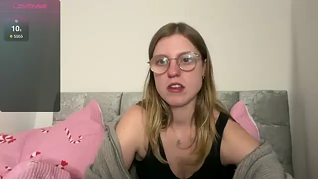 BustyKellyXXX online show from November 2025 07:13:02 PM