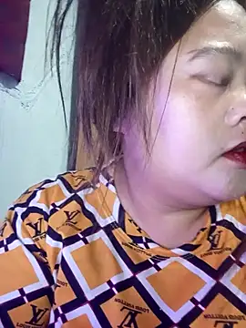 sweetbigtits19 online show from April 2026 10:05:01 AM