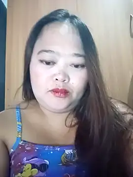 sweetbigtits19 online show from April 2026 02:33:01 AM