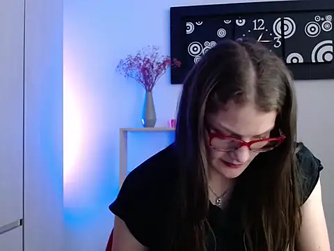 Snapshot of Camila-ventura chatting on October 2025 06:17:02 PM Camila-ventura online show from October 2025 06:17:02 PM