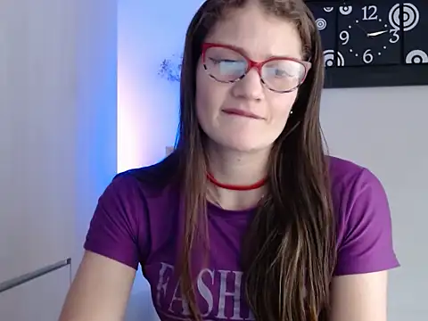 Snapshot of Camila-ventura chatting on October 2025 08:15:02 PM Camila-ventura online show from October 2025 08:15:02 PM