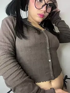 Snapshot of Maddy_w chatting on June 2026 01:00:02 AM Maddy w online show from June 2026 01:00:02 AM