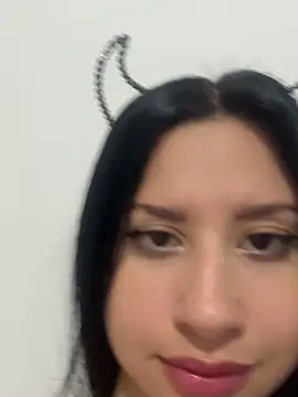 Snapshot of lucy_grey25 chatting on October 2025 02:51:02 PM lucy grey25 online show from October 2025 02:51:02 PM