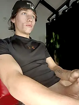 Logan sixxer online show from February 2026 08:56:02 PM