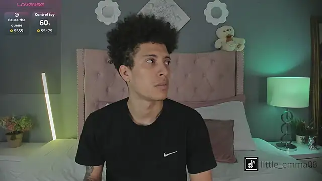 Joe And Emma online show from October 2025 10:21:02 PM