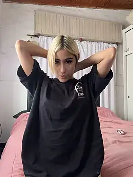 Babylovetiernax online show from April 2026 03:27:02 PM