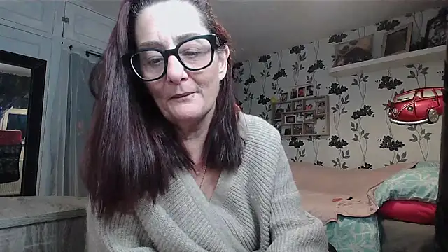 Mistress-Ivy51 online show from February 2026 06:35:01 PM