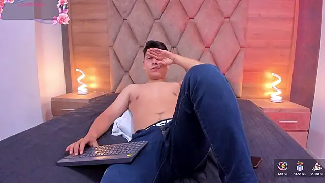 Asta Black online show from September 2025 09:35:02 AM