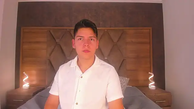 Asta Black online show from September 2025 11:15:01 AM