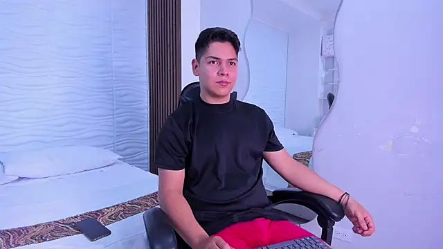 Asta Black online show from October 2025 09:27:01 PM