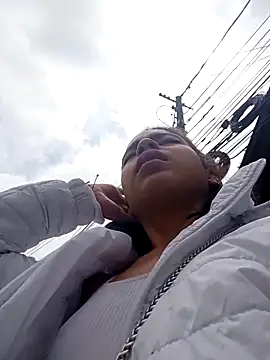 Snapshot of Tendercouple1 chatting on October 2025 04:51:02 PM Tendercouple1 online show from October 2025 04:51:02 PM