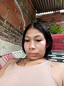 Rous-squir online show from December 2025 12:57:02 PM