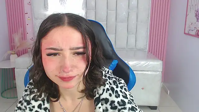 venuss09 s online show from January 2026 01:26:02 PM