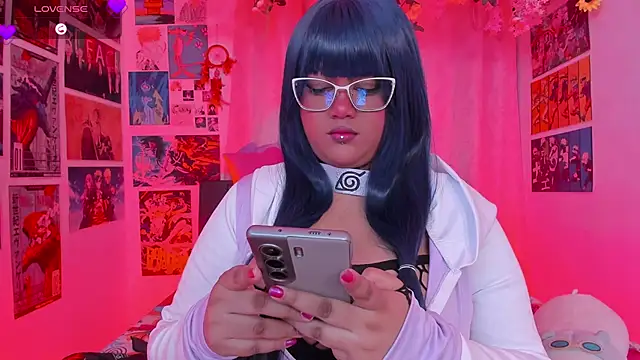 Snapshot of FluffyMelons chatting on October 2025 11:42:02 PM FluffyMelons online show from October 2025 11:42:02 PM