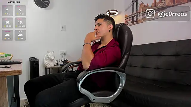  Juanes online show from October 2025 10:04:01 PM