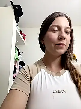 Arianna Moss online show from February 2026 02:42:02 AM