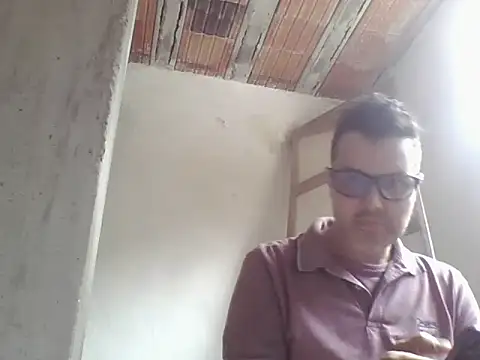 Quarentaoon online show from October 2025 05:13:02 PM