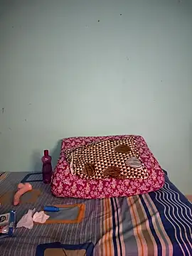 Snapshot of Ishu_Lovee chatting on February 2026 08:05:01 PM Ishu Lovee online show from February 2026 08:05:01 PM