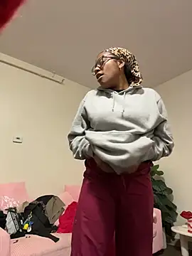 Tu GataLinda online show from November 2025 03:31:01 AM