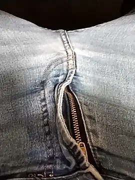 Ajayy01 online show from November 2025 10:49:01 AM