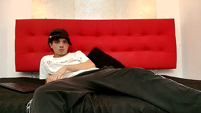 dia fax18 online show from September 2025 12:29:01 PM