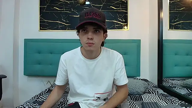 dia fax18 online show from October 2025 08:36:02 PM