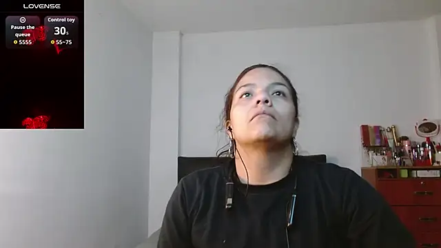 Megan Milf   online show from February 2026 09:44:01 PM