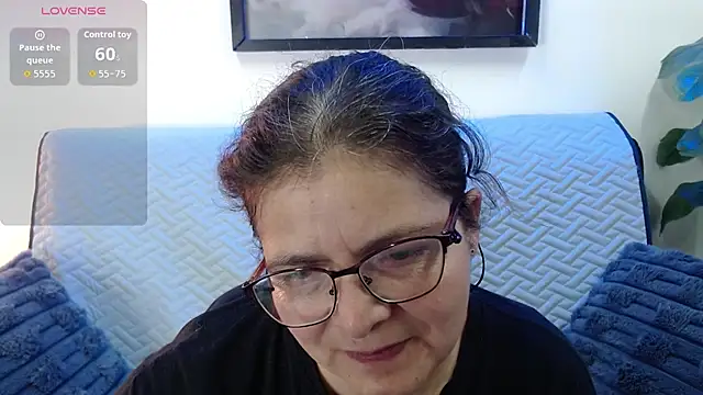 Linda banks  online show from October 2025 01:37:01 AM