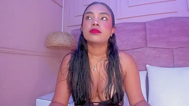 Snapshot of dani_velvet chatting on September 2025 04:12:02 AM dani velvet online show from September 2025 04:12:02 AM