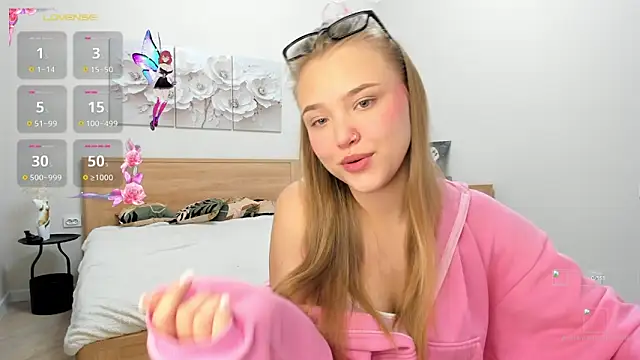 flooora 0 online show from October 2025 12:42:02 AM