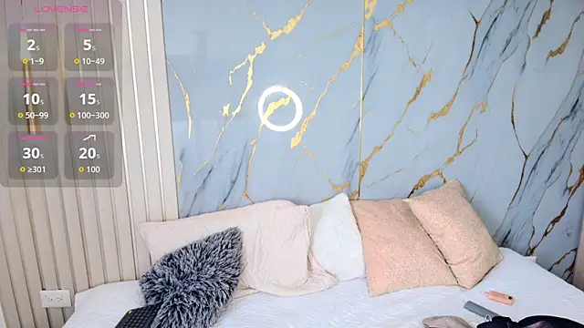 Snapshot of violetta_hot_ chatting on November 2025 06:30:01 PM violetta hot online show from November 2025 06:30:01 PM