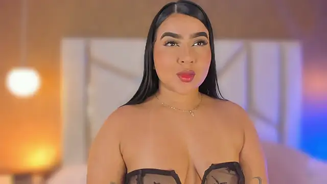 Caro Suarez online show from October 2025 11:52:01 AM