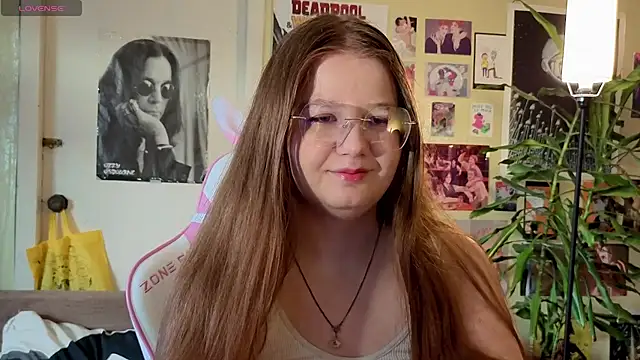 Sienna-Cow online show from October 2025 12:17:01 PM