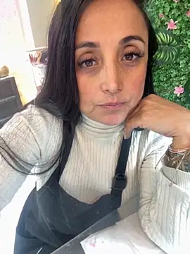 Snapshot of hotadhara01 chatting on November 2025 08:52:02 PM hotadhara01 online show from November 2025 08:52:02 PM