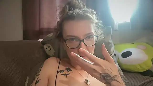 Snapshot of harleyblair chatting on July 2026 06:15:02 PM harleyblair online show from July 2026 06:15:02 PM