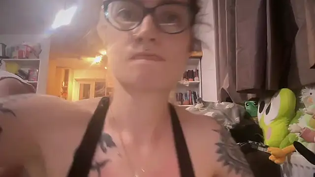 Snapshot of harleyblair chatting on July 2026 10:01:02 PM harleyblair online show from July 2026 10:01:02 PM