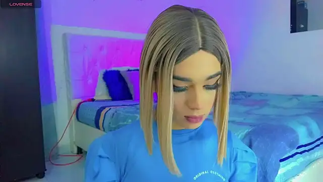 HANNAH BACKERS online show from October 2025 09:23:01 PM