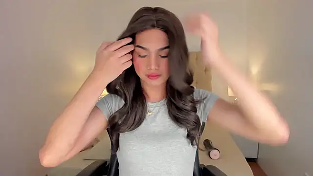 lovableXnaughty lily online show from November 2025 01:40:01 PM