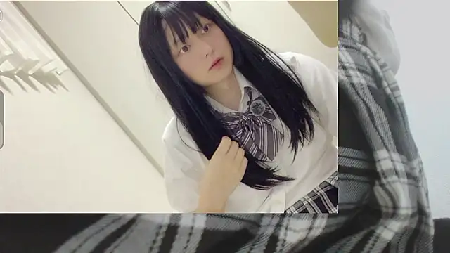 Mia032 online show from October 2025 01:32:01 PM