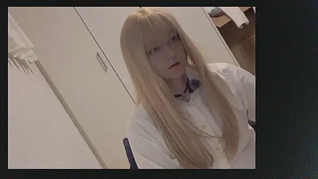 Mia032 online show from November 2025 02:24:02 PM