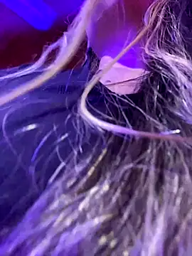  ManuVeelez online show from September 2025 05:53:02 AM