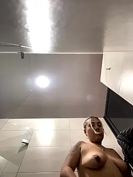  ManuVeelez online show from October 2025 03:08:02 PM