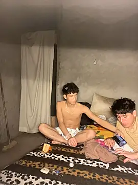 Kailertwink online show from May 2026 03:13:01 AM