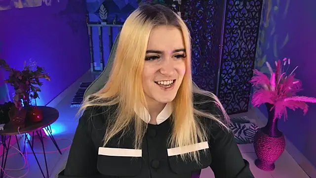 Stef Nicks online show from October 2025 09:06:02 AM