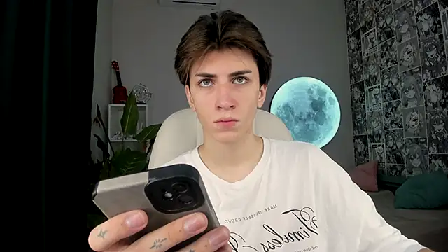Snapshot of Oliver_Starboy chatting on September 2025 05:07:02 AM Oliver Starboy online show from September 2025 05:07:02 AM
