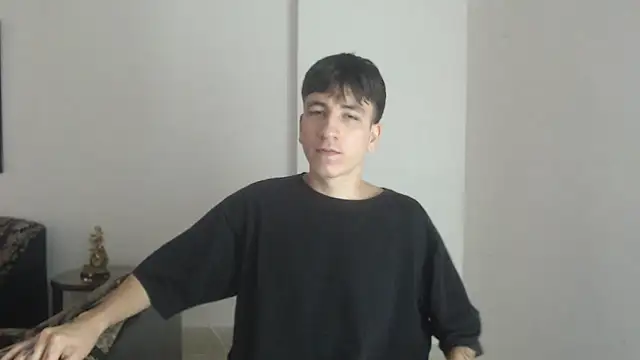 younewmaster online show from November 2025 09:39:01 PM