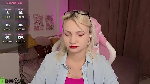 Cameronlovely  online show from October 2025 08:03:02 PM